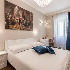 4* krevet i doručak Theatre Of Dreams