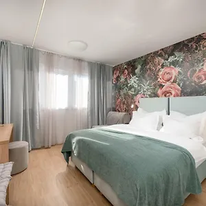 4* krevet i doručak Skaline Luxury