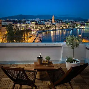 4* krevet i doručak Belvedere Luxury - Breathtaking View